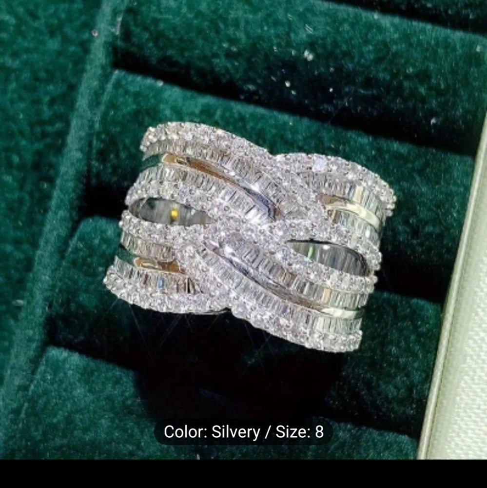 Dazzling silver, CZ size 8 ring